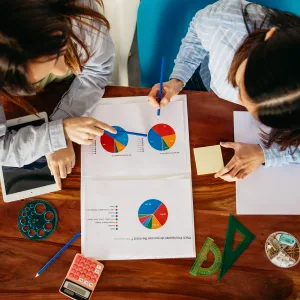 Fieldwork & Survey 3 Market & Academic Research